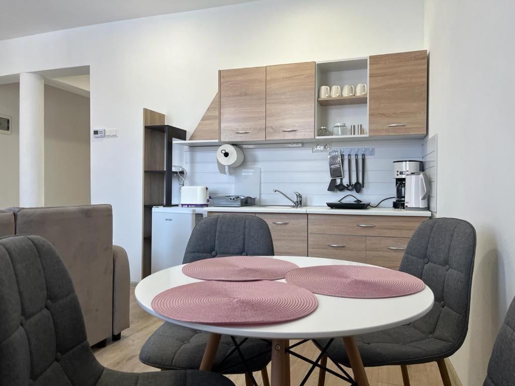 Sabina Apartaments Sfântu-Gheorghe Esterno foto